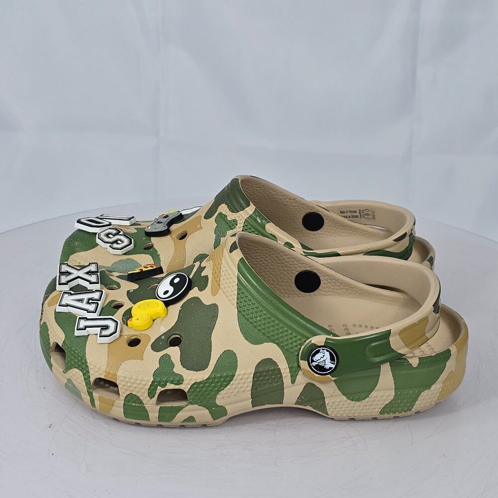 Crocs Classic Men 4/Women 6 Camo Sandals Clogs Comfort Beach Cruise Pool Core